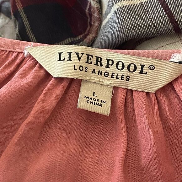 Liverpool Pink Pleated Long Sleeve Blouse with Split Neck That Ties. Size Large - Picture 7 of 8